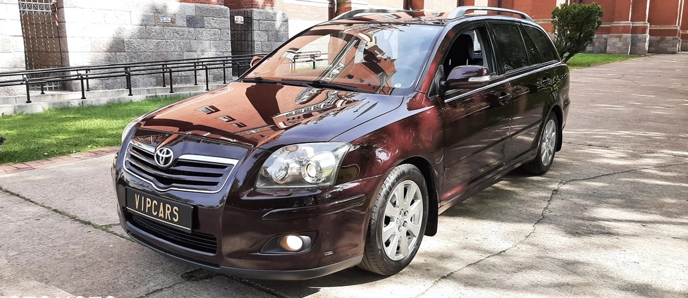 Toyota Avensis cena 19999 przebieg: 220000, rok produkcji 2008 z Złocieniec małe 781